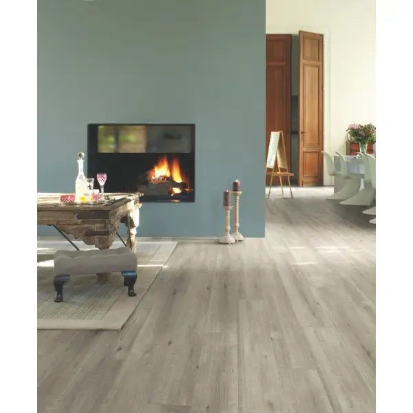 Quick Step panel laminowany Impressive dąb szary ze śladami cięcia piłą IM1858